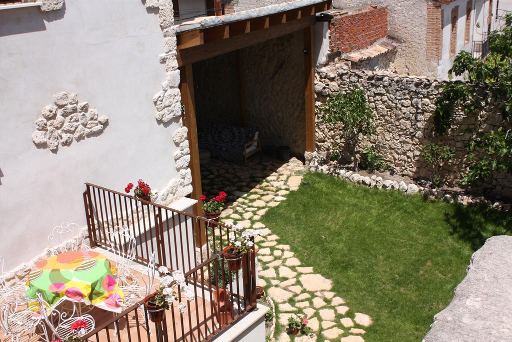 Гостевой дом Casa De Laura Альдеасонья Экстерьер фото